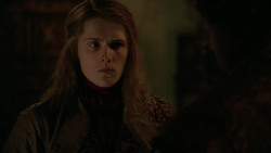 extant_GameOfThrones_2x04-GardenOfBones_4459