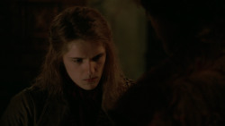 extant_GameOfThrones_2x04-GardenOfBones_4488