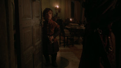extant_GameOfThrones_2x04-GardenOfBones_4521