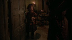 extant_GameOfThrones_2x04-GardenOfBones_4527