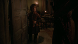 extant_GameOfThrones_2x04-GardenOfBones_4530