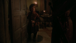 extant_GameOfThrones_2x04-GardenOfBones_4531