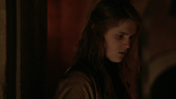 extant_GameOfThrones_2x04-GardenOfBones_4547