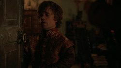 extant_GameOfThrones_2x04-GardenOfBones_4554