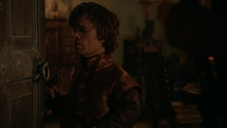 extant_GameOfThrones_2x04-GardenOfBones_4555