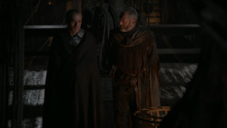 extant_GameOfThrones_2x04-GardenOfBones_4644