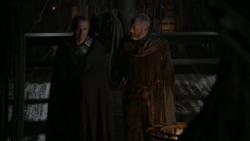 extant_GameOfThrones_2x04-GardenOfBones_4646