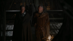 extant_GameOfThrones_2x04-GardenOfBones_4649