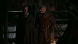 extant_GameOfThrones_2x04-GardenOfBones_4664