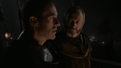 extant_GameOfThrones_2x04-GardenOfBones_4666