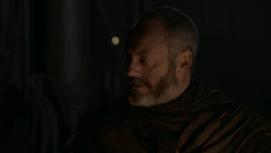 extant_GameOfThrones_2x04-GardenOfBones_4738