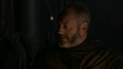 extant_GameOfThrones_2x04-GardenOfBones_4739