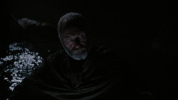 extant_GameOfThrones_2x04-GardenOfBones_4814