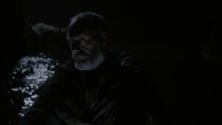 extant_GameOfThrones_2x04-GardenOfBones_4817