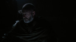 extant_GameOfThrones_2x04-GardenOfBones_4828
