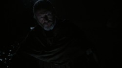extant_GameOfThrones_2x04-GardenOfBones_4863
