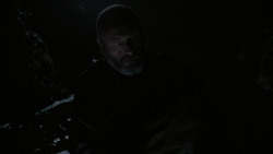 extant_GameOfThrones_2x04-GardenOfBones_4894