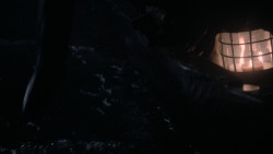extant_GameOfThrones_2x04-GardenOfBones_4909
