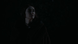 extant_GameOfThrones_2x04-GardenOfBones_4926