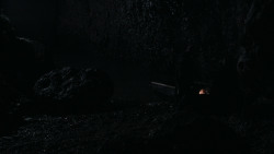 extant_GameOfThrones_2x04-GardenOfBones_4934