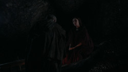 extant_GameOfThrones_2x04-GardenOfBones_4937