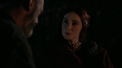 extant_GameOfThrones_2x04-GardenOfBones_4971
