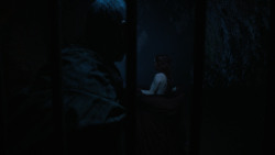 extant_GameOfThrones_2x04-GardenOfBones_5036
