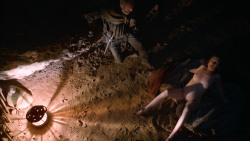 extant_GameOfThrones_2x04-GardenOfBones_5100