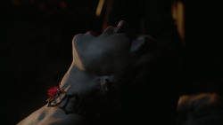 extant_GameOfThrones_2x04-GardenOfBones_5111