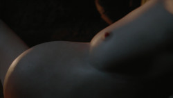 extant_GameOfThrones_2x04-GardenOfBones_5122