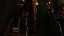 extant_GameOfThrones_2x05-TheGhostOfHarrenhal_0019