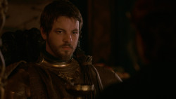 extant_GameOfThrones_2x05-TheGhostOfHarrenhal_0038
