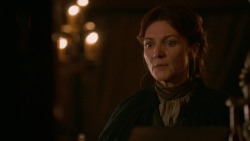 extant_GameOfThrones_2x05-TheGhostOfHarrenhal_0070