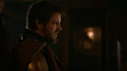 extant_GameOfThrones_2x05-TheGhostOfHarrenhal_0086