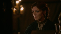 extant_GameOfThrones_2x05-TheGhostOfHarrenhal_0090