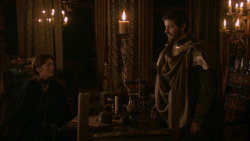 extant_GameOfThrones_2x05-TheGhostOfHarrenhal_0121