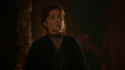 extant_GameOfThrones_2x05-TheGhostOfHarrenhal_0143