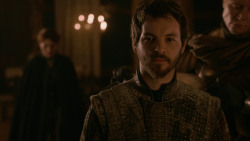 extant_GameOfThrones_2x05-TheGhostOfHarrenhal_0165