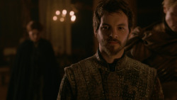 extant_GameOfThrones_2x05-TheGhostOfHarrenhal_0166