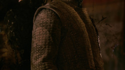 extant_GameOfThrones_2x05-TheGhostOfHarrenhal_0210
