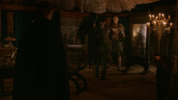 extant_GameOfThrones_2x05-TheGhostOfHarrenhal_0214