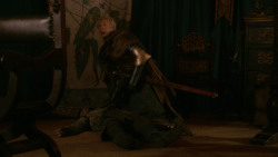 extant_GameOfThrones_2x05-TheGhostOfHarrenhal_0231