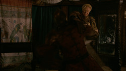 extant_GameOfThrones_2x05-TheGhostOfHarrenhal_0241