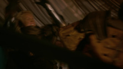 extant_GameOfThrones_2x05-TheGhostOfHarrenhal_0244