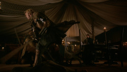 extant_GameOfThrones_2x05-TheGhostOfHarrenhal_0245