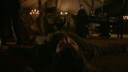 extant_GameOfThrones_2x05-TheGhostOfHarrenhal_0276
