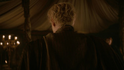 extant_GameOfThrones_2x05-TheGhostOfHarrenhal_0286