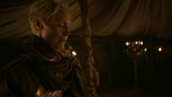extant_GameOfThrones_2x05-TheGhostOfHarrenhal_0295