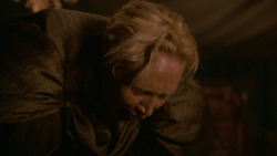 extant_GameOfThrones_2x05-TheGhostOfHarrenhal_0306