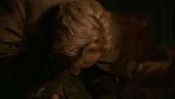 extant_GameOfThrones_2x05-TheGhostOfHarrenhal_0307